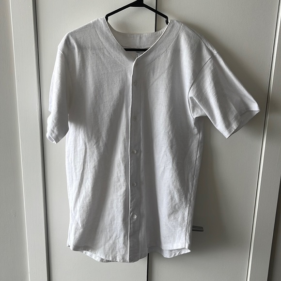 American Apparel button down baseball shirt. - Picture 1 of 2
